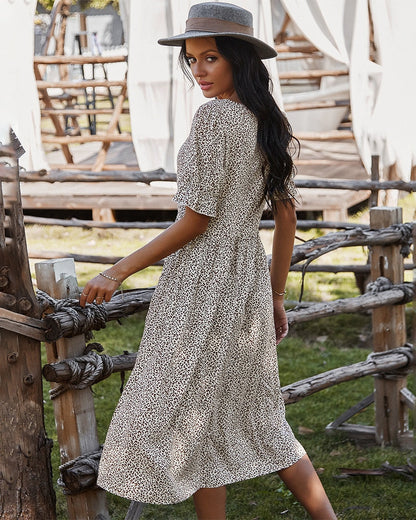 Dress for Women - Midi Length - V-neck - Short Sleeves - Button Closure - Relaxed Fit