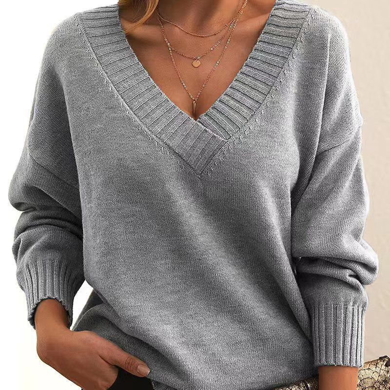 Women's Sweater – Wool Knit – Relaxed Fit – Deep V-neck – Ribbed Edge