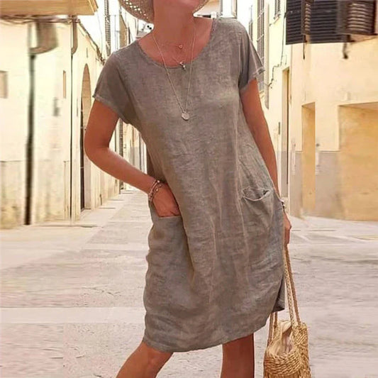 Women's Dress – Natural Fibers – Straight Fit – Knee-Length – Short-Sleeved with Pockets