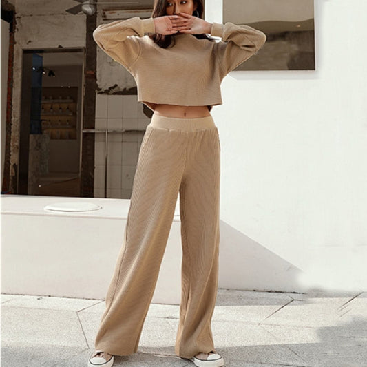 Women's Two-Piece Set – Cropped Long-Sleeve Top – High-Waisted Wide Pants – Comfortable Fit