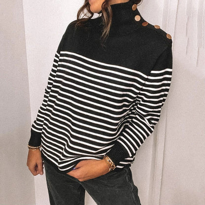 Dame Strikkegenser – Høy Hals – Lange Ermer – Stripemønster – KnappeDetalj