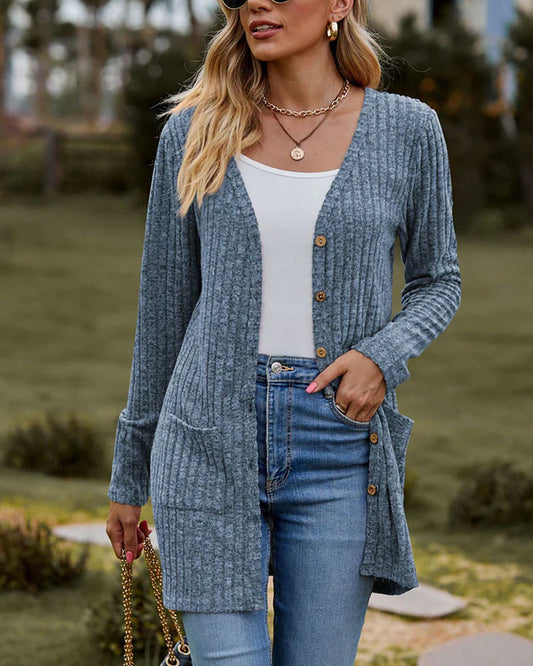 Women's Cardigan – Relaxed Fit – Ribbed Knit – Button Closure – Thigh Length – With Pockets