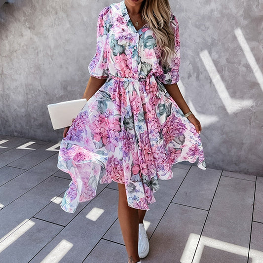 Women's Midi Dress – A-line Fit – V-neck – Short Sleeves – Floral Pattern