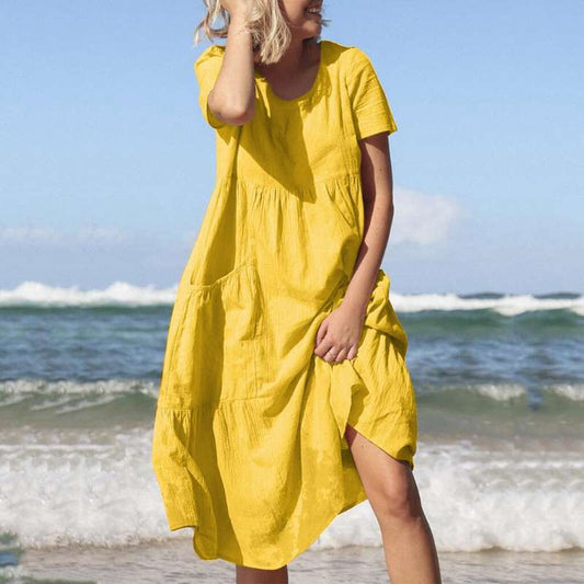Women's Summer Dress - Loose Fit - Round Neck - Knee-Length with Short Sleeves and Pockets