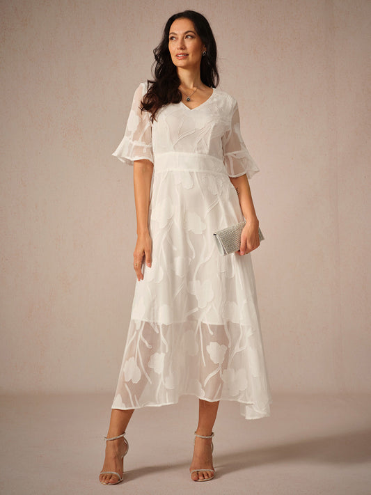 Dress for Women – Lace Maxi Dress – V-Neck – Ruffle Sleeves – Elegant Fit