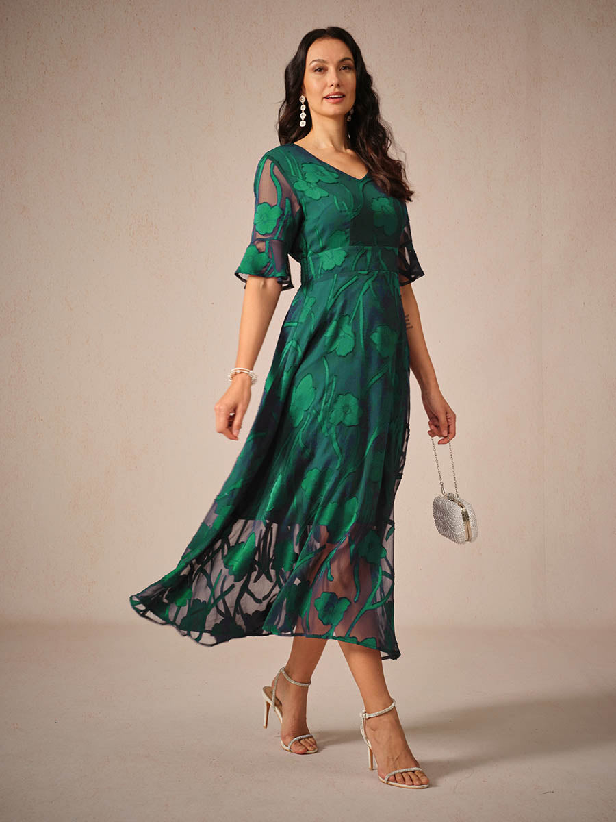 Dress for Women – Lace Maxi Dress – V-Neck – Ruffle Sleeves – Elegant Fit