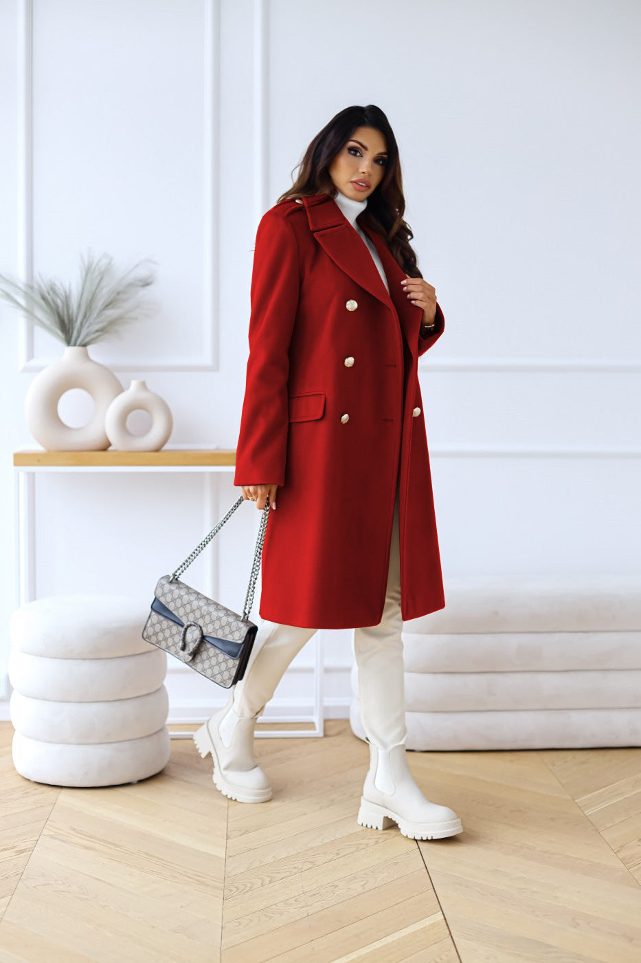 Women's Coat - Double-Breasted Wool Blend - Tailored Fit - Knee-Length with Side Pockets
