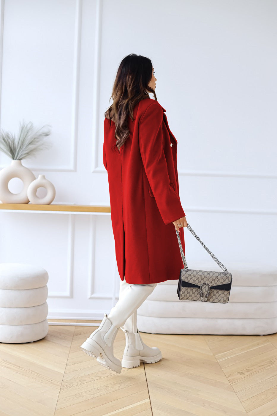 Women's Coat - Double-Breasted Wool Blend - Tailored Fit - Knee-Length with Side Pockets