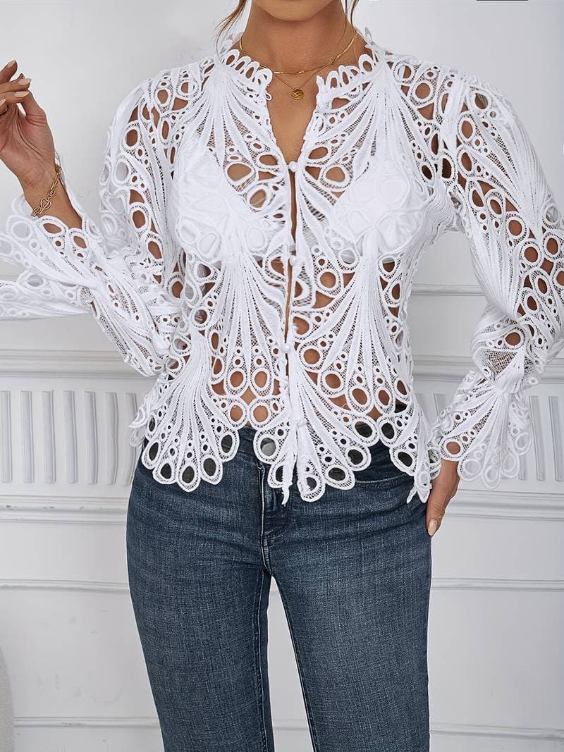 Damebluse - Elegant Blonder - Langermet - Rund Hals - Knappelukking