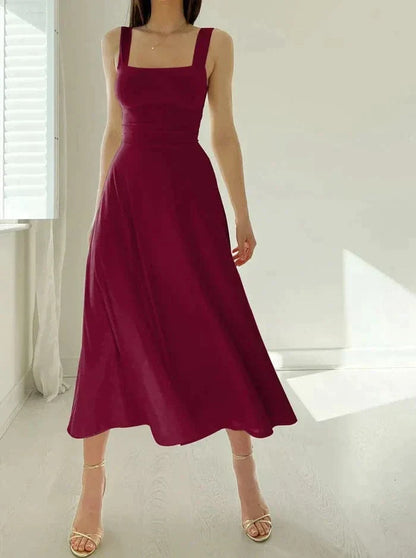 Jette - Elegant, ensfarget kjole