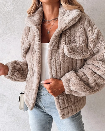 Women's Teddy Jacket – Oversized Fit – Soft Texture – Buttons – Relaxed Style