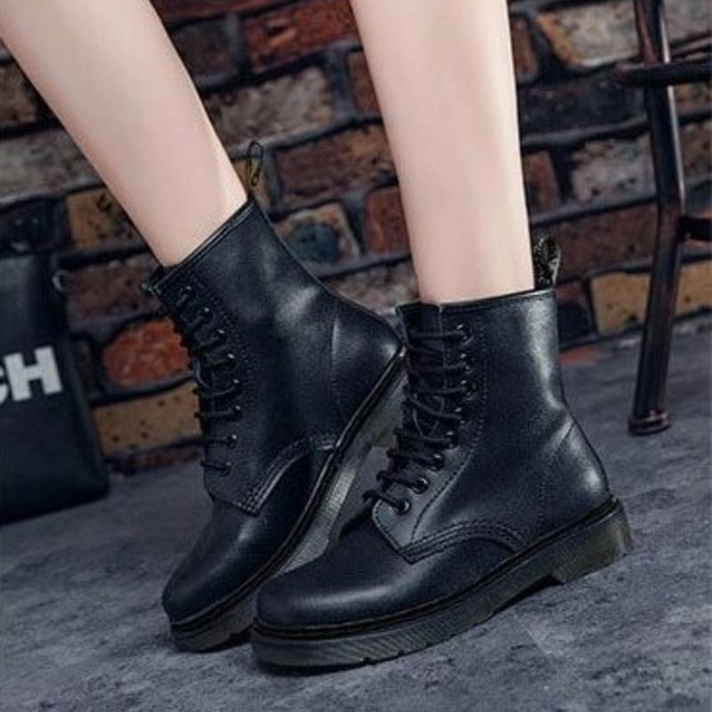 Dame Combat Boots - Skinn - Snøring - Ankelhøy - Robust Gummisåle