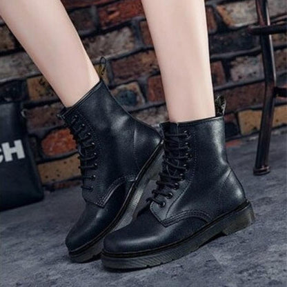 Dame Combat Boots - Skinn - Snøring - Ankelhøy - Robust Gummisåle