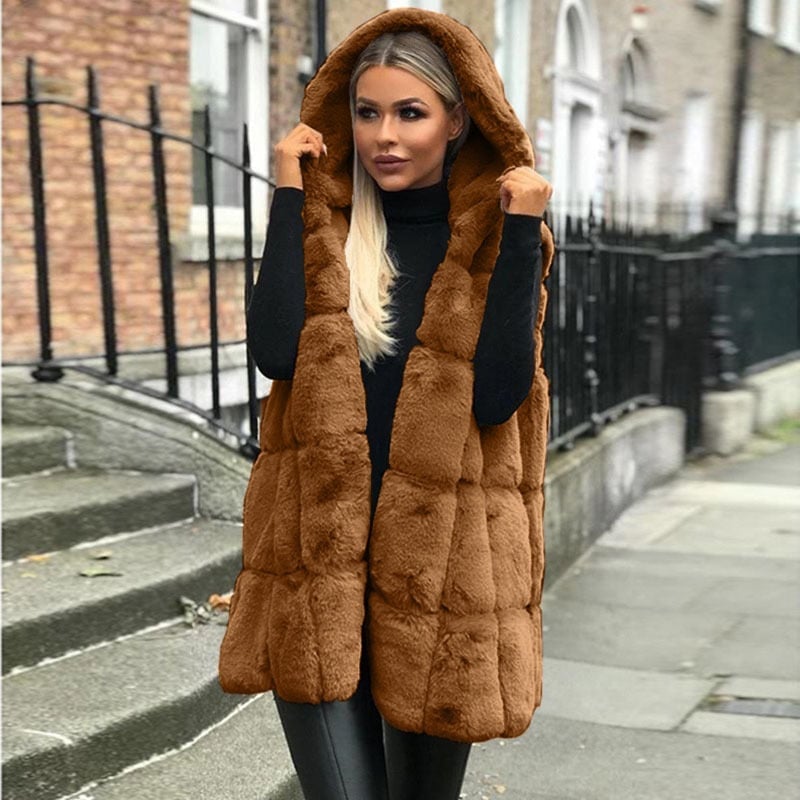 Women's Vest with Hood – Oversized Fit – Padded Teddy Texture – Without Closure