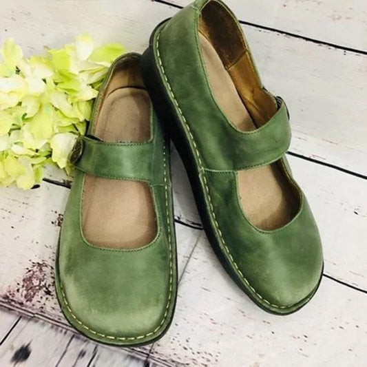 Women's Mary Jane Shoes – Round Toe – Adjustable Strap – Supportive Sole – Padded Interior