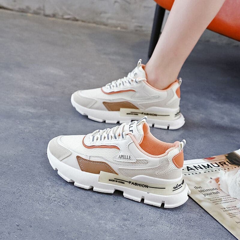 Ellen - High-quality sneakers with Aircushion sole