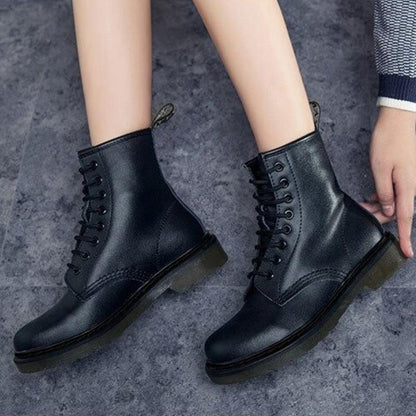Dame Combat Boots - Skinn - Snøring - Ankelhøy - Robust Gummisåle
