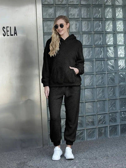 Women's Cozy Set - Soft Sherpa Fleece - Oversized Hoodie & Pants - Comfortable Fit