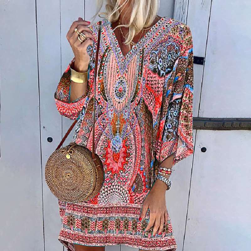 Women's Caftan Dress – Bohemian Pattern – Loose Fit – Light and Airy Fabric