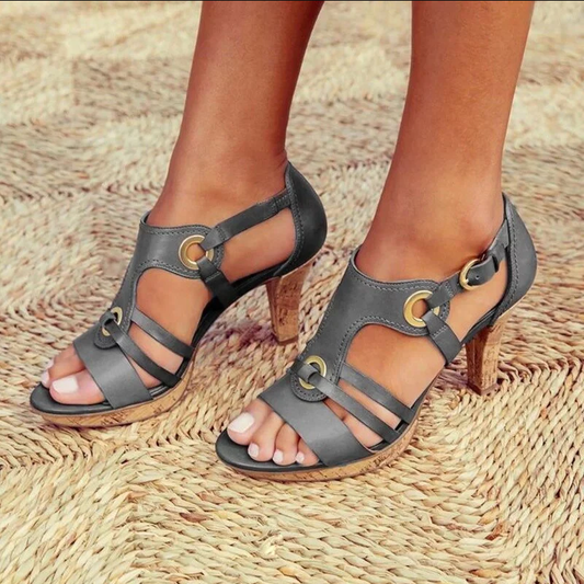Women's Sandals – Open Toe – Block Heel in Natural Material – Modern Strap Design