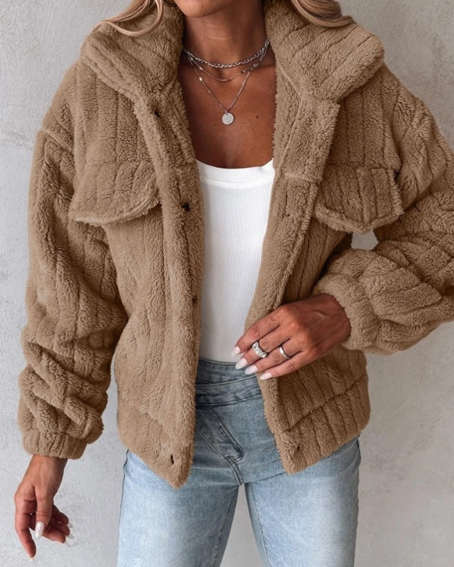 Women's Teddy Jacket – Oversized Fit – Soft Texture – Buttons – Relaxed Style