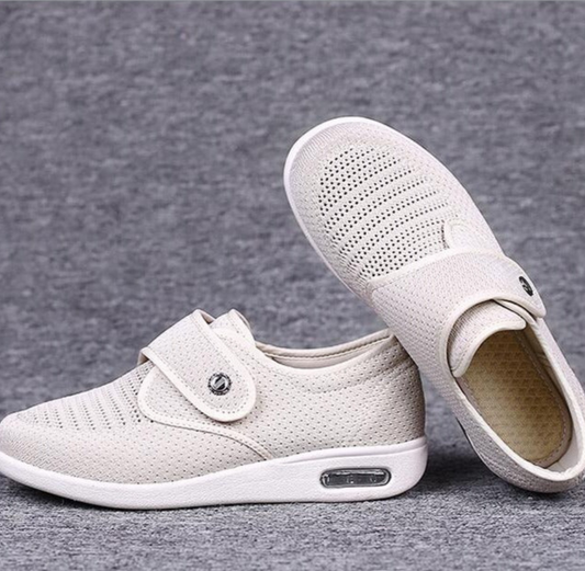 Women's Sneakers – Wide Fit – Adjustable Strap – Breathable Cushioning