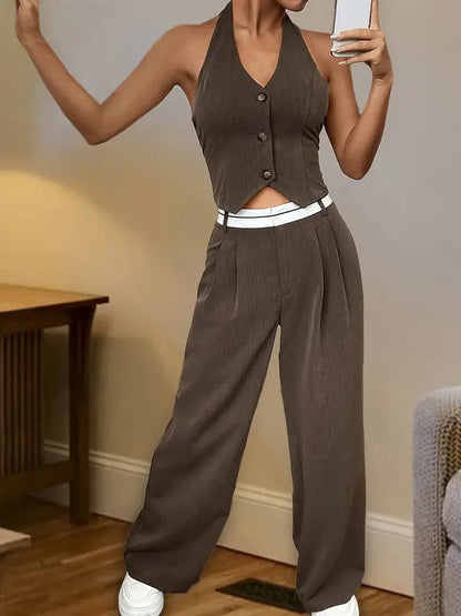 Women's Two-Piece Set – Halterneck Top with Buttons – High-Waisted Wide Pants – Elegant Fit