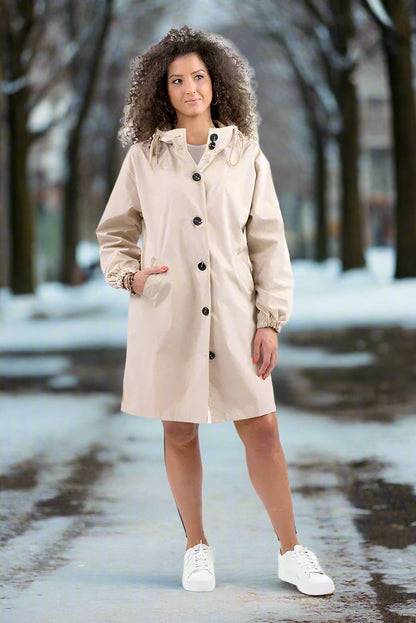 Women's Raincoat - Knee-Length - Adjustable Hood - Button Closure - Comfortable Fit