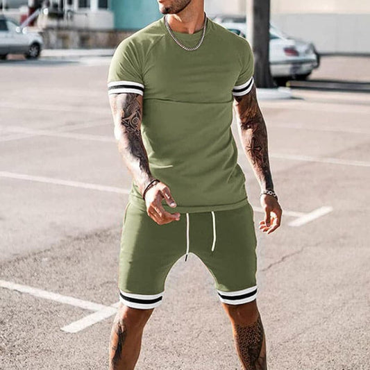Men's Two-Piece Set - Short-Sleeved Round Neck T-Shirt - Elastic Drawstring Shorts