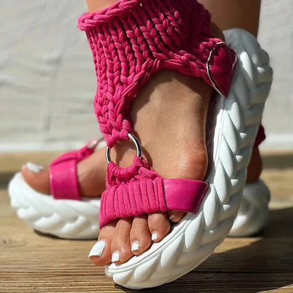 Women's Sandals – Knitted Upper – Adjustable Fit – Extra Thick Sole – Trendy Design