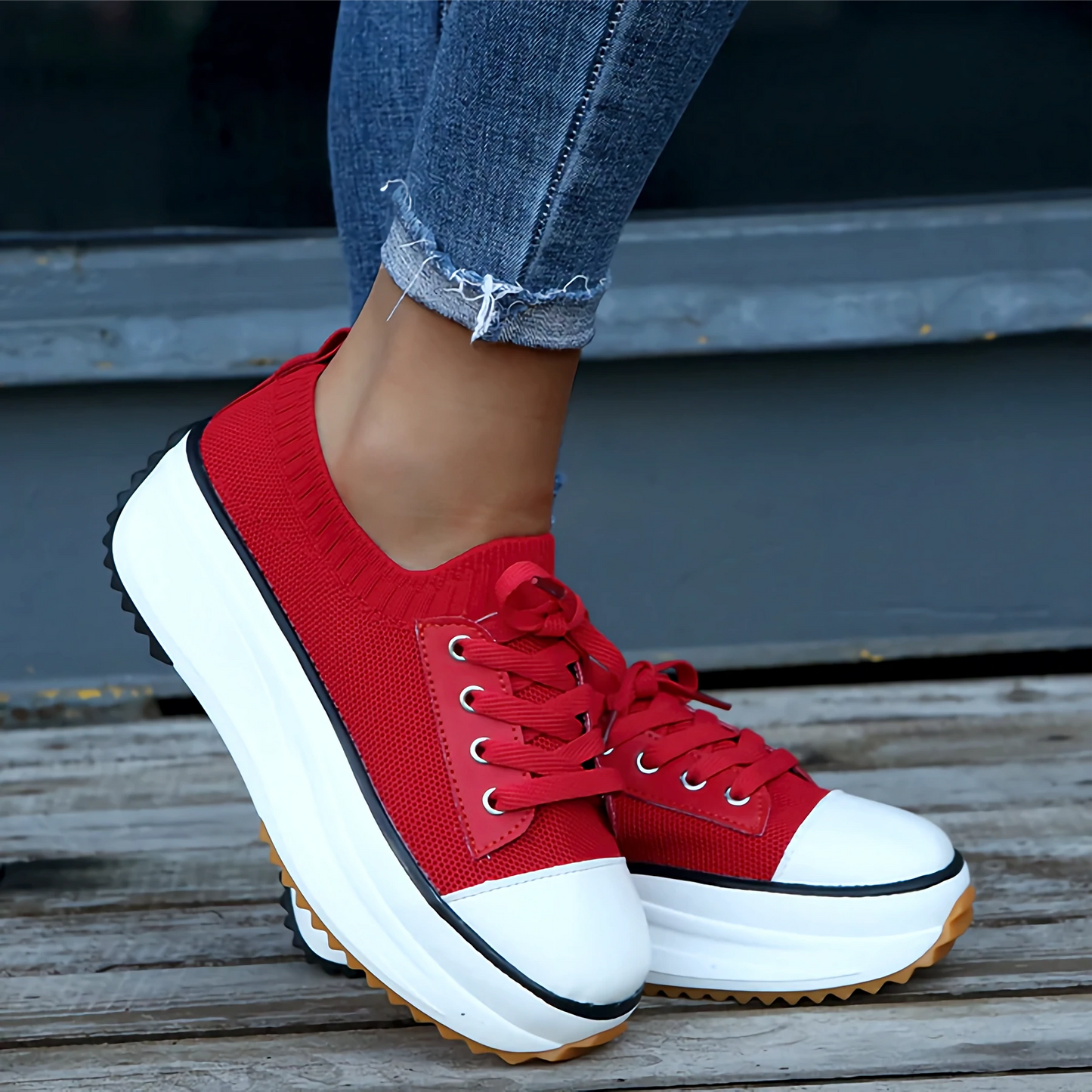 Women's Sneakers – Knitted Upper – Comfortable Fit – Platform Sole with Good Grip