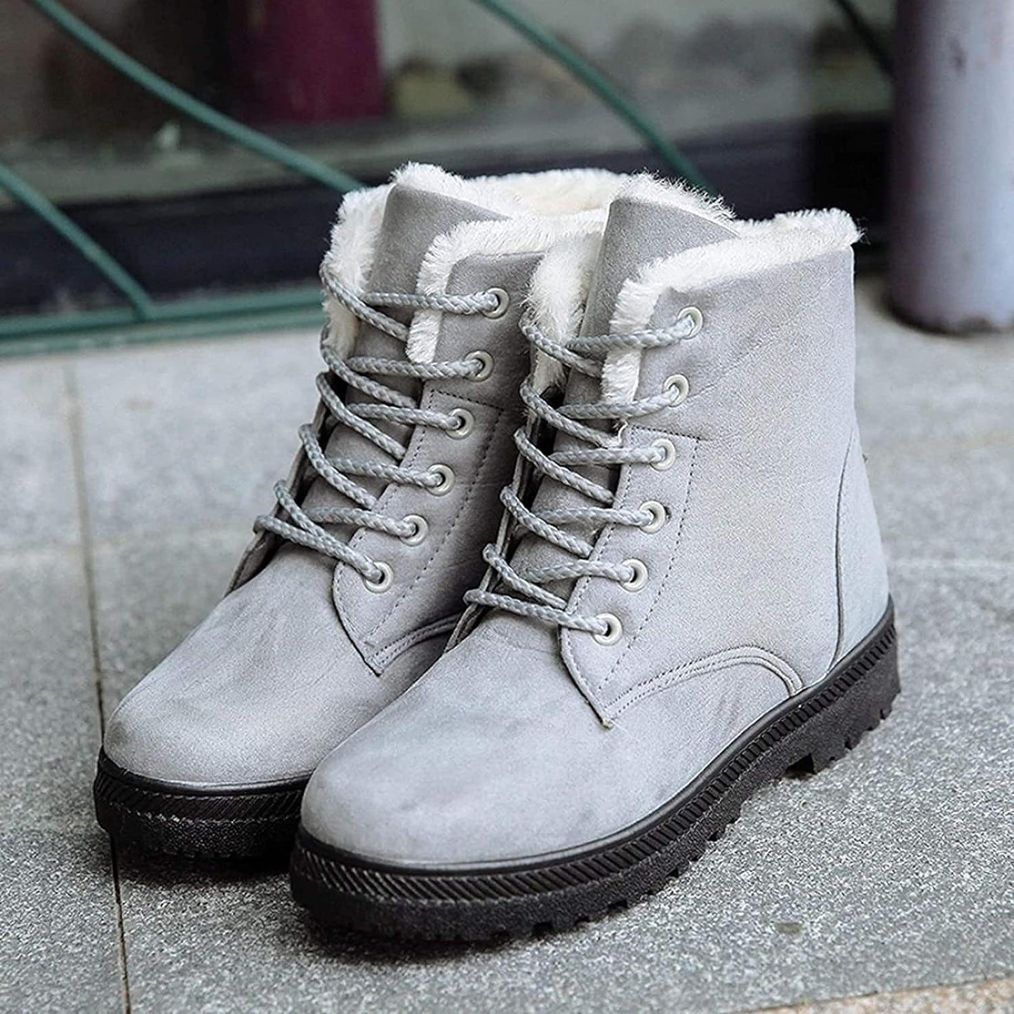 Dame Snørestøvler – Semsket Look – Fuskepelsfôr – Komfortabel Flat Såle