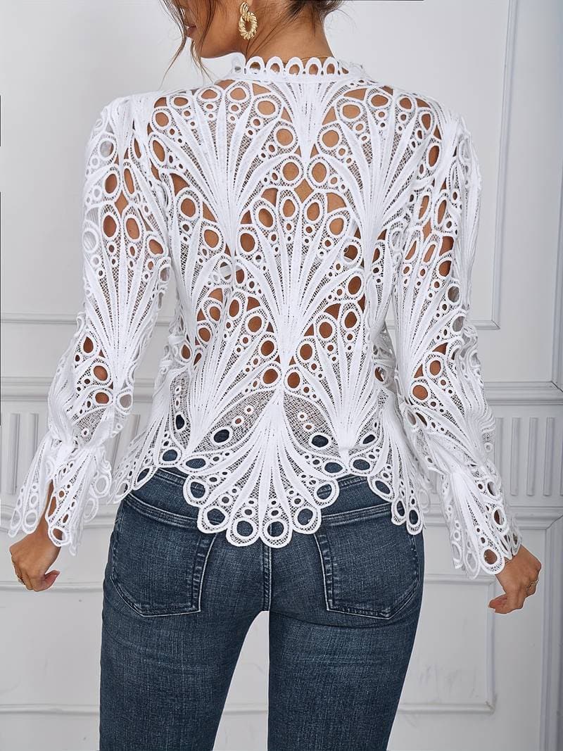 Damebluse - Elegant Blonder - Langermet - Rund Hals - Knappelukking