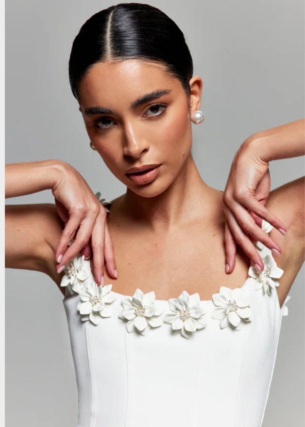Dress for Women – Fitted Bodice – A-line Fit – Sleeveless with Floral Details