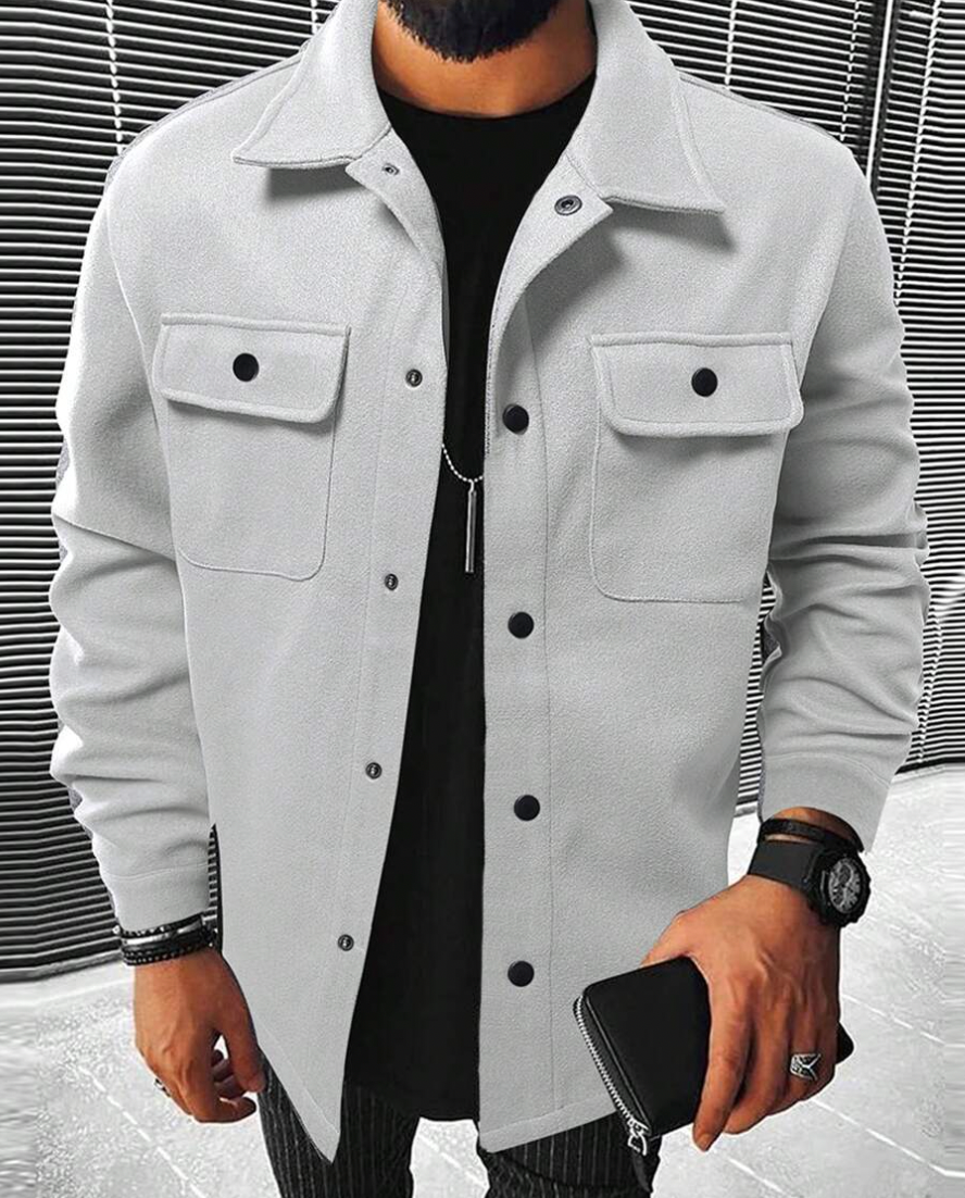 Tidløs Svart Overshirt med God Passform for Menn