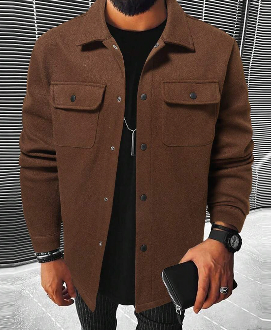 Tidløs Svart Overshirt med God Passform for Menn