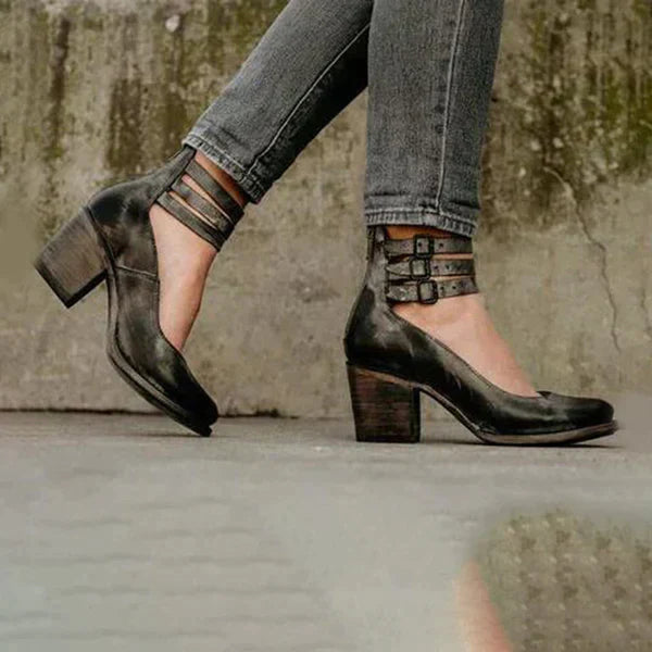 Women's Pumps with Block Heel – Round Toe – Double Buckle – Elegant Fit