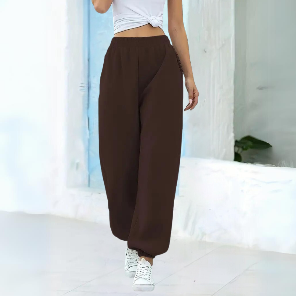 Women's Sweatpants – Relaxed Fit – Soft Knit – Elastic Waist – Pockets