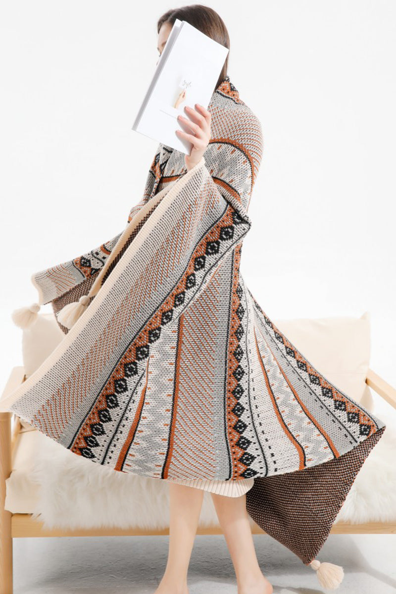 Bohemian Geometric Knit Throw Blanket With Fringed Edges