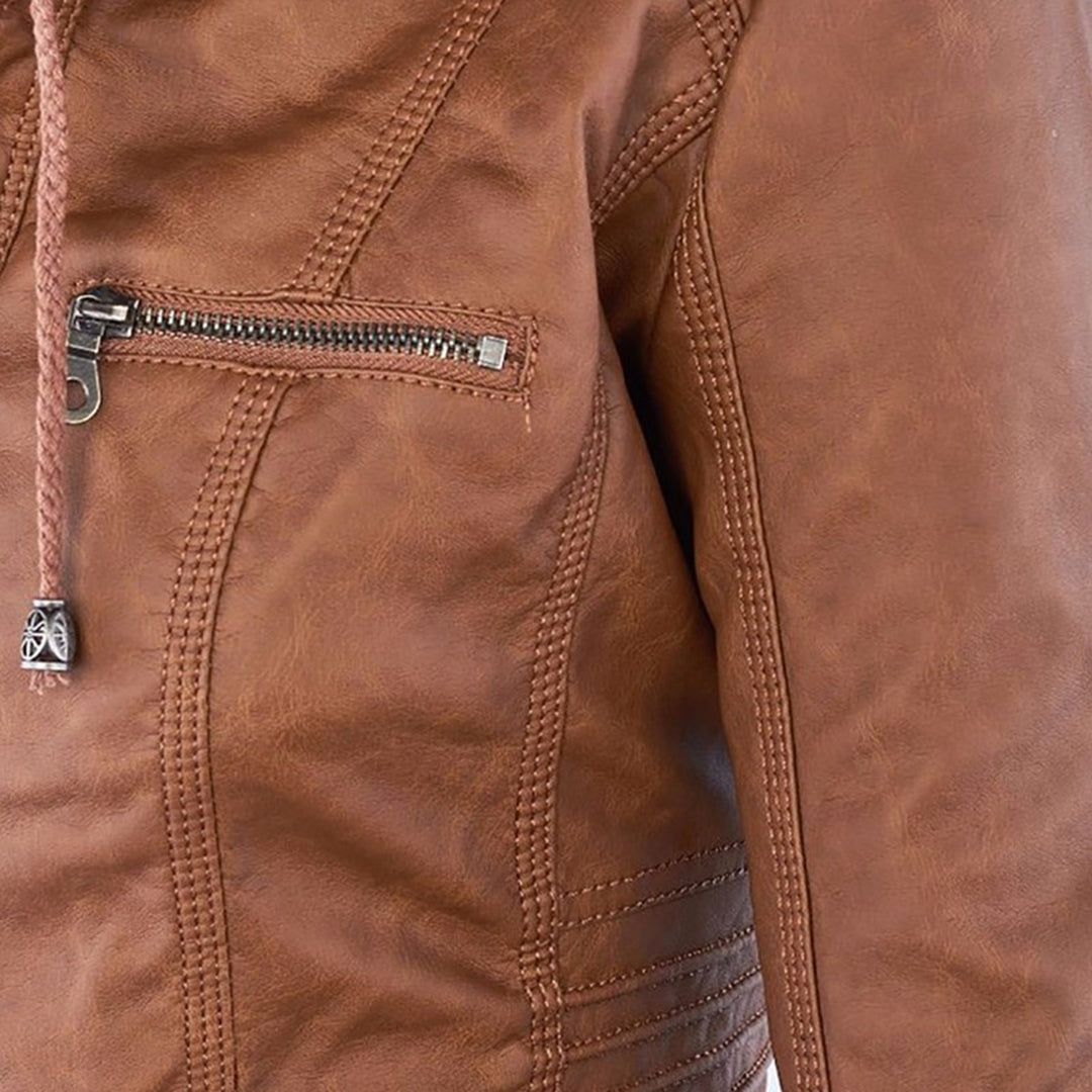 Dame Bikerjakke – Imitert Skinn – Slim Fit – Hette med Snøring – Glidelåslommer