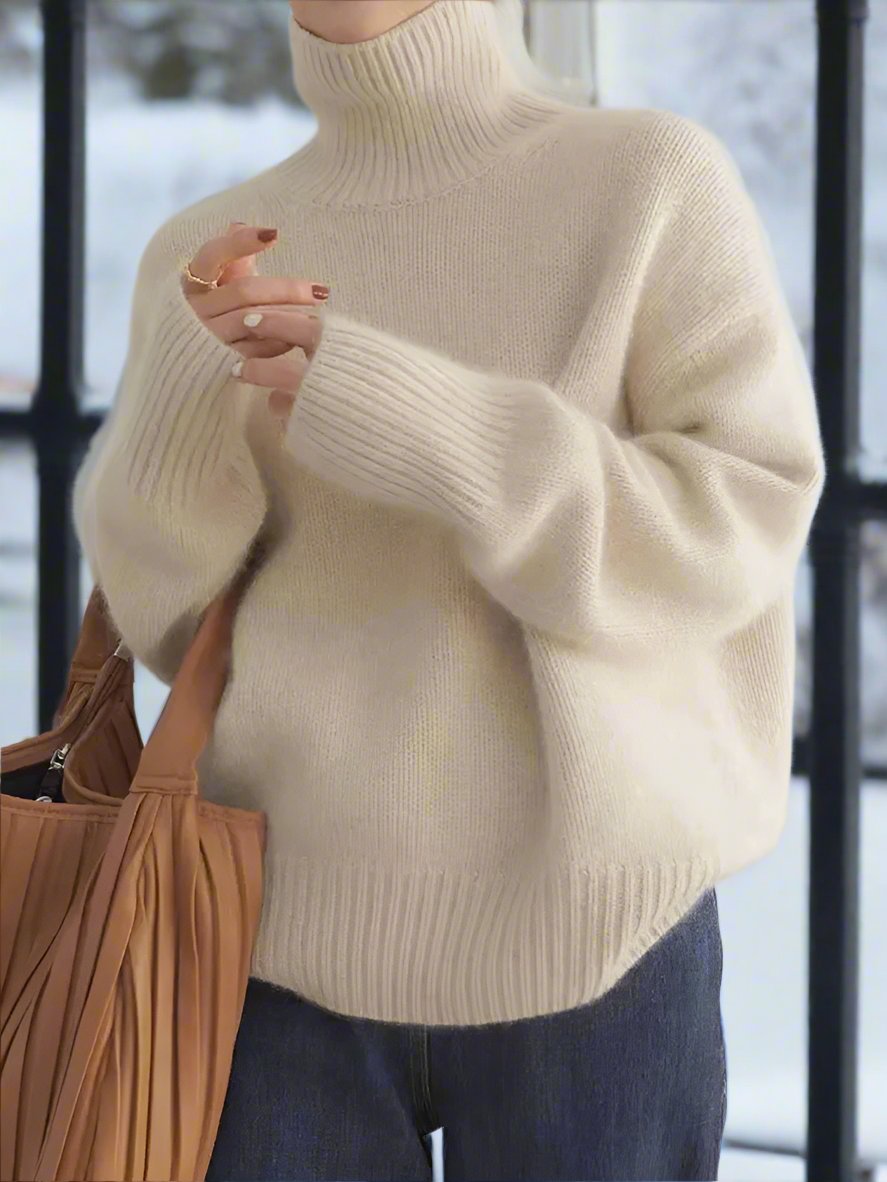 Women's High-Neck Sweater - Wool Blend - Oversized Fit - Soft Knitted Comfort