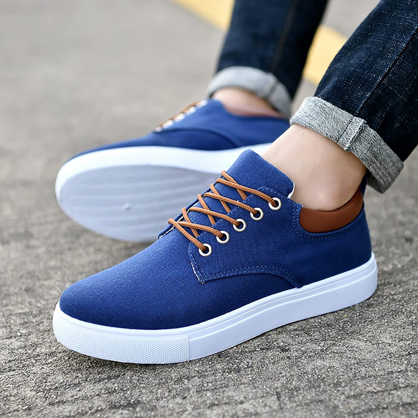 Men's Sneakers with Low Top – Breathable Material – Lacing – Padded Collar