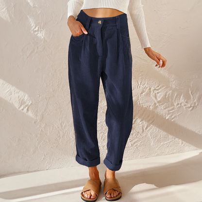 Women's Pants with High Waist – Relaxed Fit – Soft Ribbed Texture – With Pleats