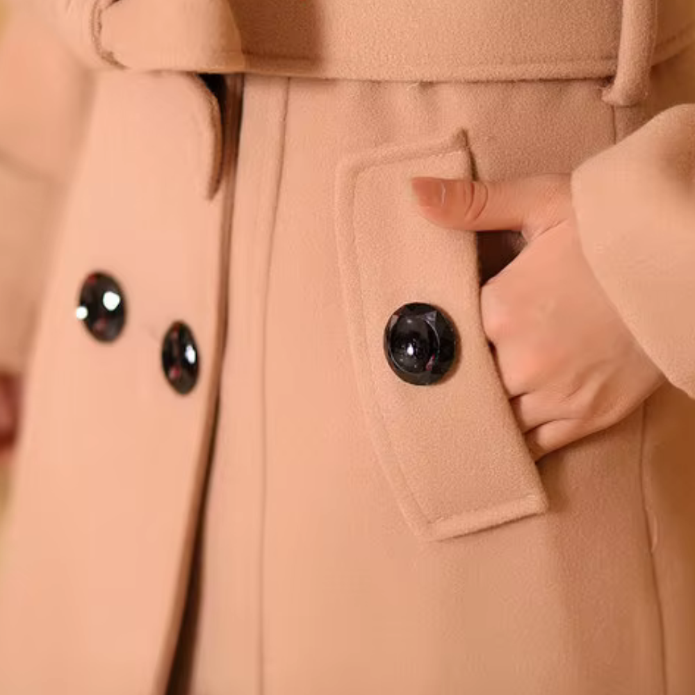 Women's Double-Breasted Trench Coat - Wool Blend - Tailored Fit - Faux Fur Collar