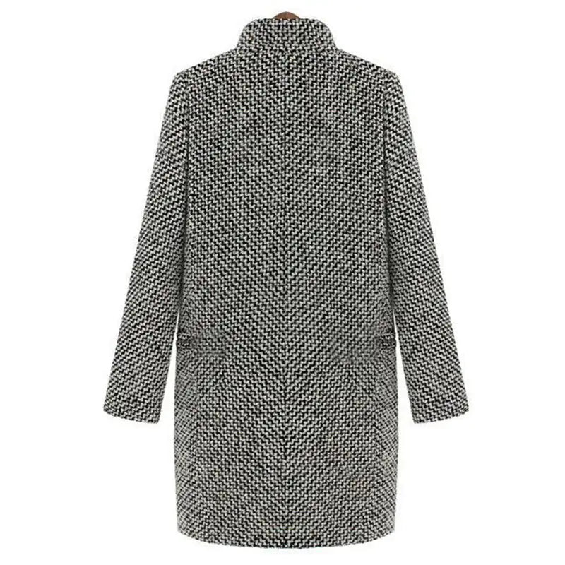 Women's Houndstooth Coat - Wool Blend - Classic Cut - Midi Length - Button Closure