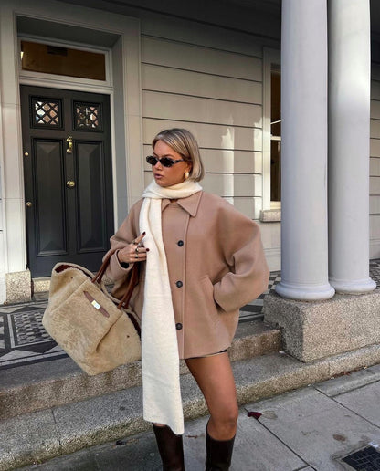 Dame Kåpe - Oversized Passform - Ullblanding - Dobbeltspennet - Notch-Lapel