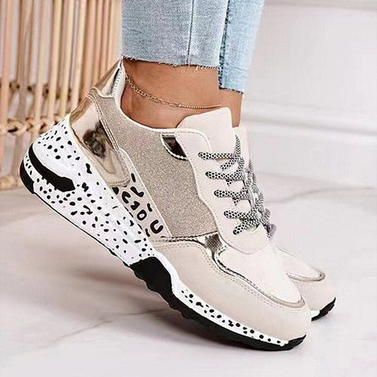 Inka - Sneakers av høy kvalitet med Aircushion-såle og kilehæl