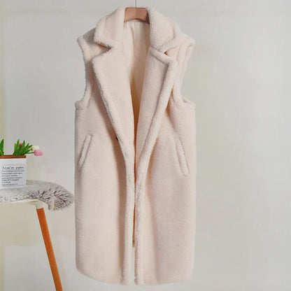 Women's Teddy Coat – Oversized Fit – Sleeveless – Soft Texture – Mid-Length