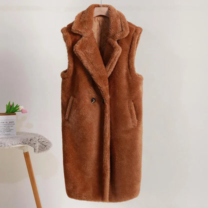 Women's Teddy Vest – Sleeveless – Oversized Fit – Plush Texture – Mid-Length – Large Lapels