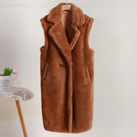 Women's Teddy Vest – Sleeveless – Oversized Fit – Plush Texture – Mid-Length – Large Lapels